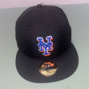 All black NY Mets 7 1/8 fitted hat